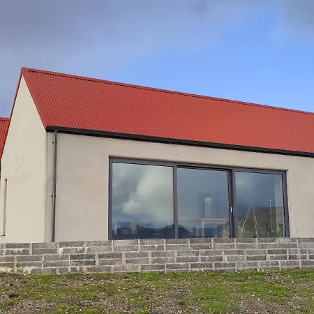 Nyaraló Red Roof Achill Island *